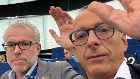Matteo Ricci, il Parlamento europeo revoca l’immunità: via libera alla Procura di Pesaro per le chat