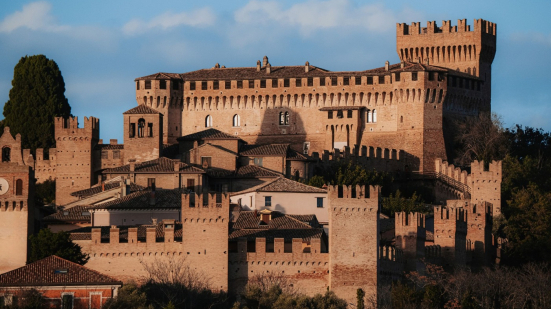 Gradara, donato al Comune un dipinto di Paolo e Francesca: l’opera sarà restaurata e valorizzata