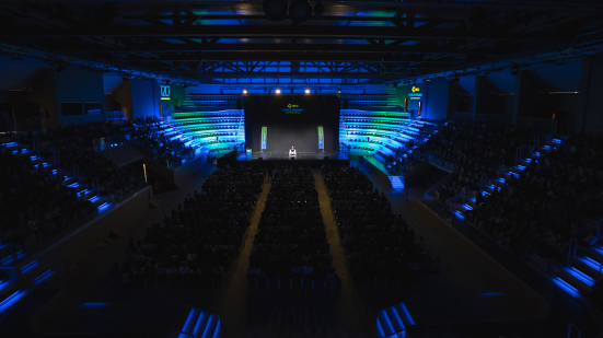 Massimo Recalcati a Pesaro, auditorium gremito per la lectio promossa dalla Banca di Pesaro