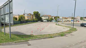 Mercato San Decenzio Pesaro, Valdinocci (FdI): «Fermare il trasferimento delle 28 bancarelle»
