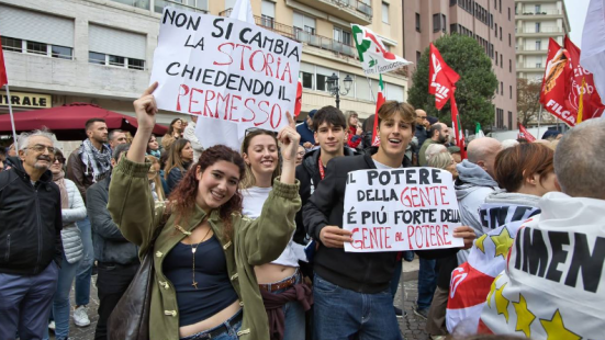 Manifestazione contro il Governo: Marta Ruggeri (M5S) chiede più risorse per sanità, lavoro e servizi pubblici