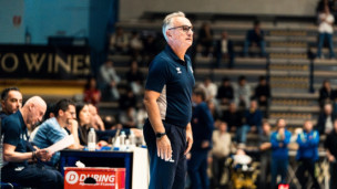 Basket, la VL Pesaro sfida Avellino in trasferta: Valli chiede progressi in difesa